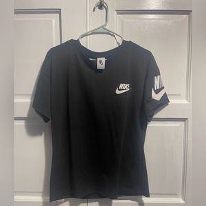 Black Nike Sportswear T